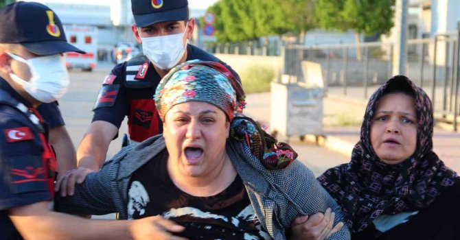 Antalya’da tarımsal gübre üretimi yapan fabrikadaki gaz sızıntısı