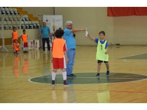 Çocuk Oyunları ve Oyuncakları Festivali