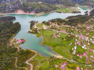 Andırın’da kartpostallık manzara