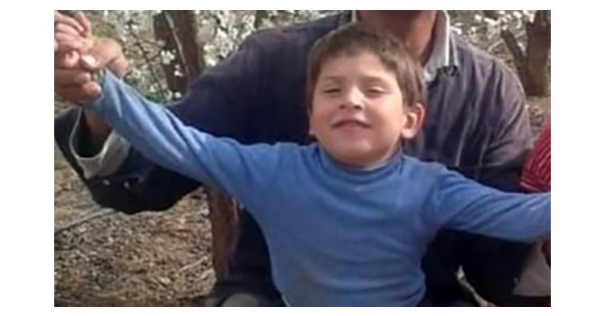 9 yaşındaki çocuk serinlemek için girdiği gölette boğularak hayatını kaybetti