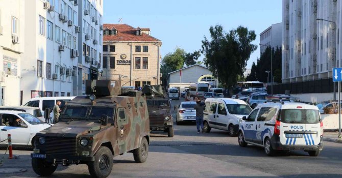 Mersin’de uyuşturucu satıcılarına dev operasyon