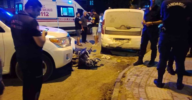 Motosiklete çarpan Rus turist fren yerine gaza bastı