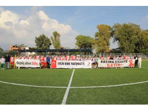 Belediye başkanları kadına şiddete karşı farkındalık için maç yaptı