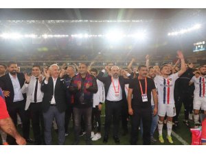 Başkan Gültak: “Mersin yeniden diriliş hikayesi yazıyor”