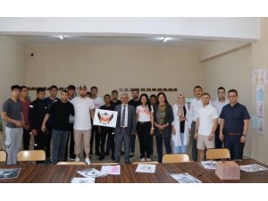 Adanasporlu futbolcular genç mahkumlarla buluştu