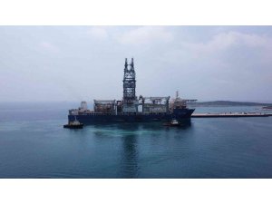 Türkiye’nin dördüncü sondaj gemisi limana yanaştı