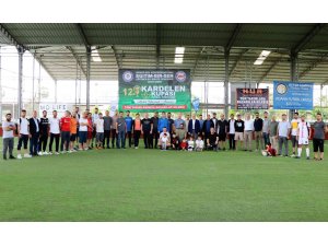 Eğitim Bir-Sen Adana Şube Başkanı Sezer: “Sendikacılık anlayışımız gönül sendikacılığı”