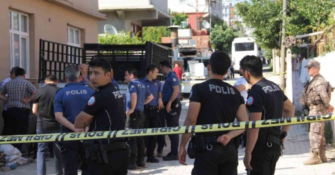 Hatay’da hurdacılar arasında silahlı ve bıçaklı kavga: 15 yaralı