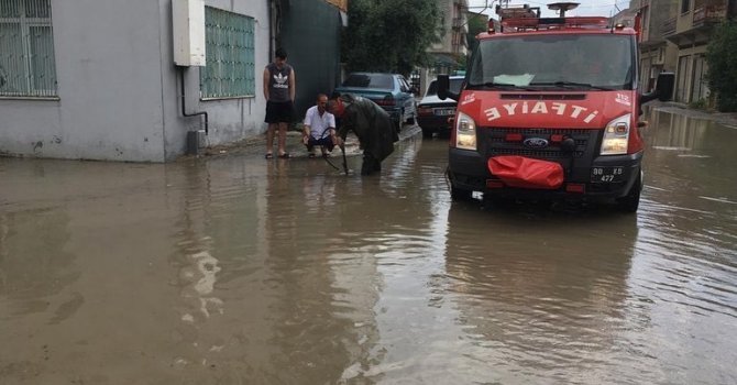 Osmaniye’de sağanak ve dolu yağışı