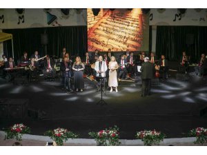 Mersin Büyükşehir Belediyesinden ‘Yıldızların Altında’ konseri