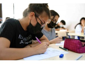 Öğrenim yardımlarının son tutarı hesaplara yatırıldı