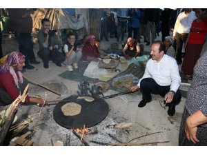 Vali Pehlivan çiftçilerle bir araya geldi