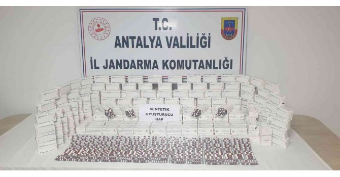 Antalya’da piyasa değeri 1 milyon 500 bin TL değerinde uyuşturucu ele geçirildi