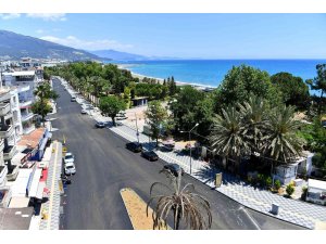 Anamur’da yol çalışması sürüyor