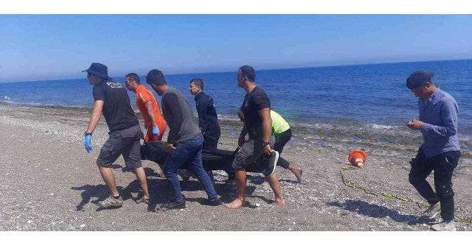 Denizde kaybolan gencin cansız bedenine ulaşıldı