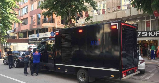 Mühendis internetten siyanür alıp kahveyle içerek intihar etti