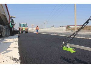 Özgürlük ve Çilek mahallelerindeki yenileme çalışmaları sürüyor