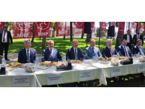 MHP MYK üyesi Abdullah Bahadır Alperen: “Böyle iki yüzlü siyaset olmaz”