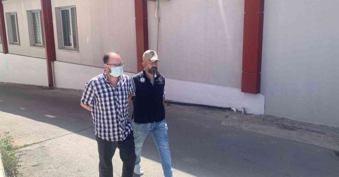 Adana’da FETÖ operasyonuna 1 tutuklama