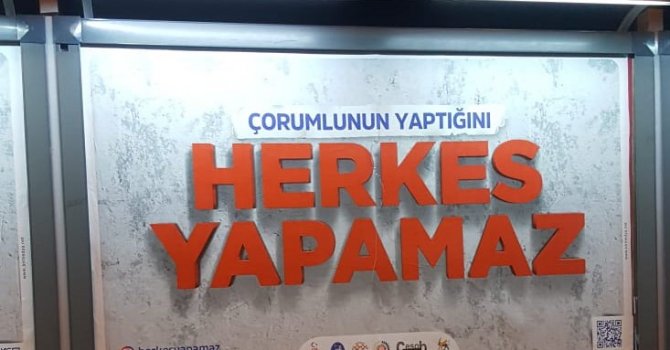 Çorum'lu bilboard merak konusu oldu