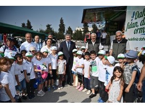 "Yeşil Vatan Tırı"na öğrencilerden yoğun ilgi