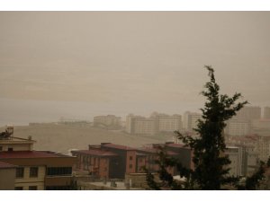 Kahramanmaraş’ta toz bulutları etkili oluyor