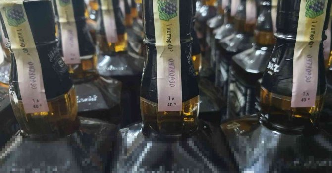 Antalya’da sahte alkol operasyonu