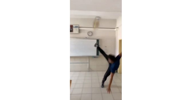 Kuran-ı Kerim’e saygısızlık yapan liseliler disipline sevk edildi