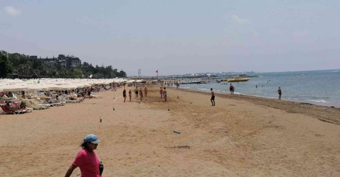 Antalya’da Rus turist boğularak yaşamını yitirdi