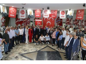 Kozan’da MHP’ye 350 kişi katıldı