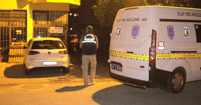 Rus uyruklu kadın evinde ölü bulundu