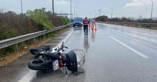 Ceyhan’da motosiklet kazası: 1 ölü, 1 yaralı
