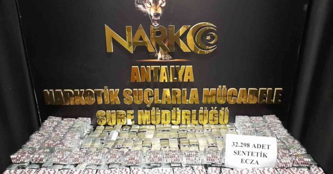 Uyuşturucu sevkiyatı yapacakken yakalandılar