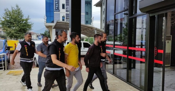 Buluşma yerine çağırdıkları kişiyi darp eden 5 kişiden 2’si tutuklandı