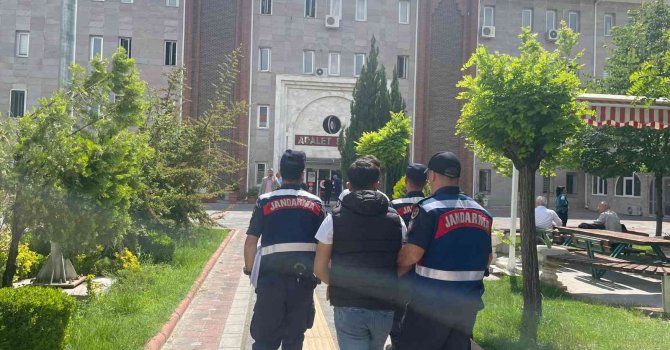 Motosiklet hırsızları tutuklandı