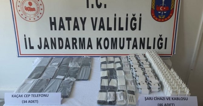 Hatay’da 34 adet kaçak cep telefonu ele geçirildi
