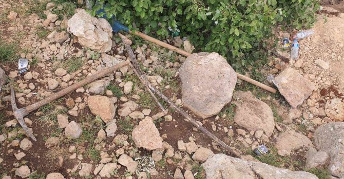 Adana’da kaçak kazı yapan 3 kişi yakalandı