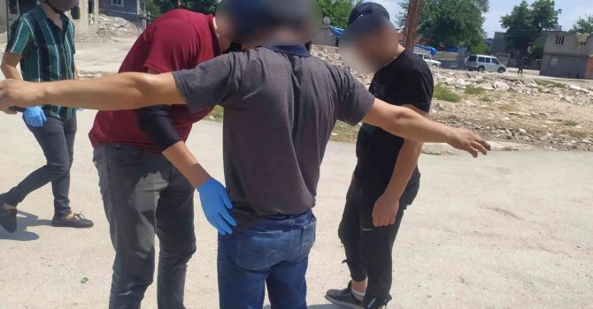 Cono mahallesine uyuşturucu operasyonu