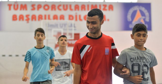 Görme engelli sporcular Muratpaşa’yla turnuvaya hazırlanıyor