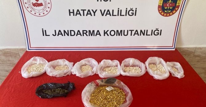 Hatay’da 4 bin 500 adet captagon hap ele geçirildi
