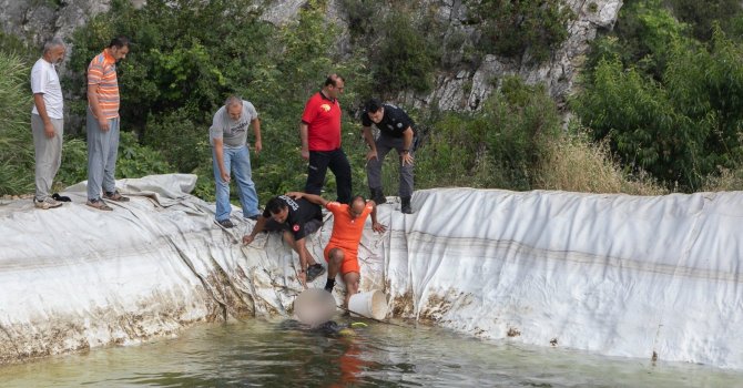 Sulama havuzuna giren çocuk boğuldu