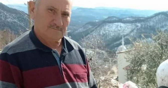 Kesilen ağacın altında kalan eski muhtar hayatını kaybetti