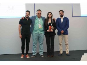 Mikrocerrahide Akdeniz Üniversitesi’ne ödül