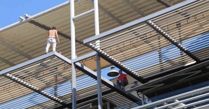 Hem intihara teşebbüs etti hem de tartıştığı gençten özür diledi