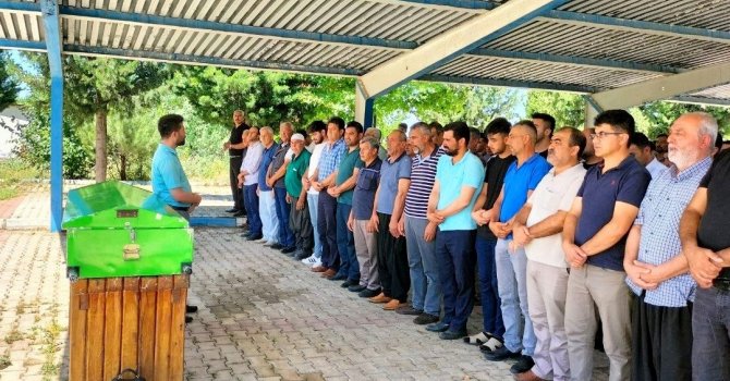 Serinlemek için girdiği suda boğulan Anıl, son yolculuğuna uğurlandı