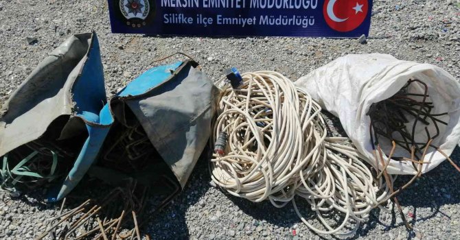 Silifke’de demir hırsızlığı zanlısı suçüstü yakalandı