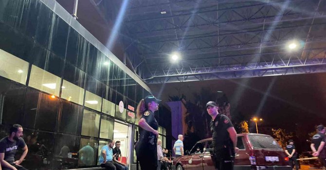 İskenderun’da silahlı saldırı: 1 ölü, 8 yaralı