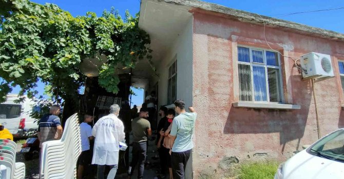 Ağabeyinin evinde fenalaşan kadın kurtarılamadı