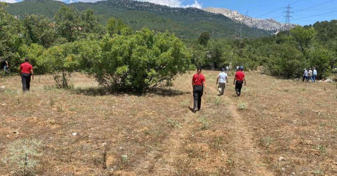 Dün sabah evden ayrılan yaşlı kadın için JAK timi alarmda