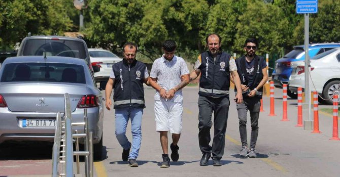 1 kişinin ölüp, 1 kişinin de yaralandığı silahlı saldırıya 4 tutuklama